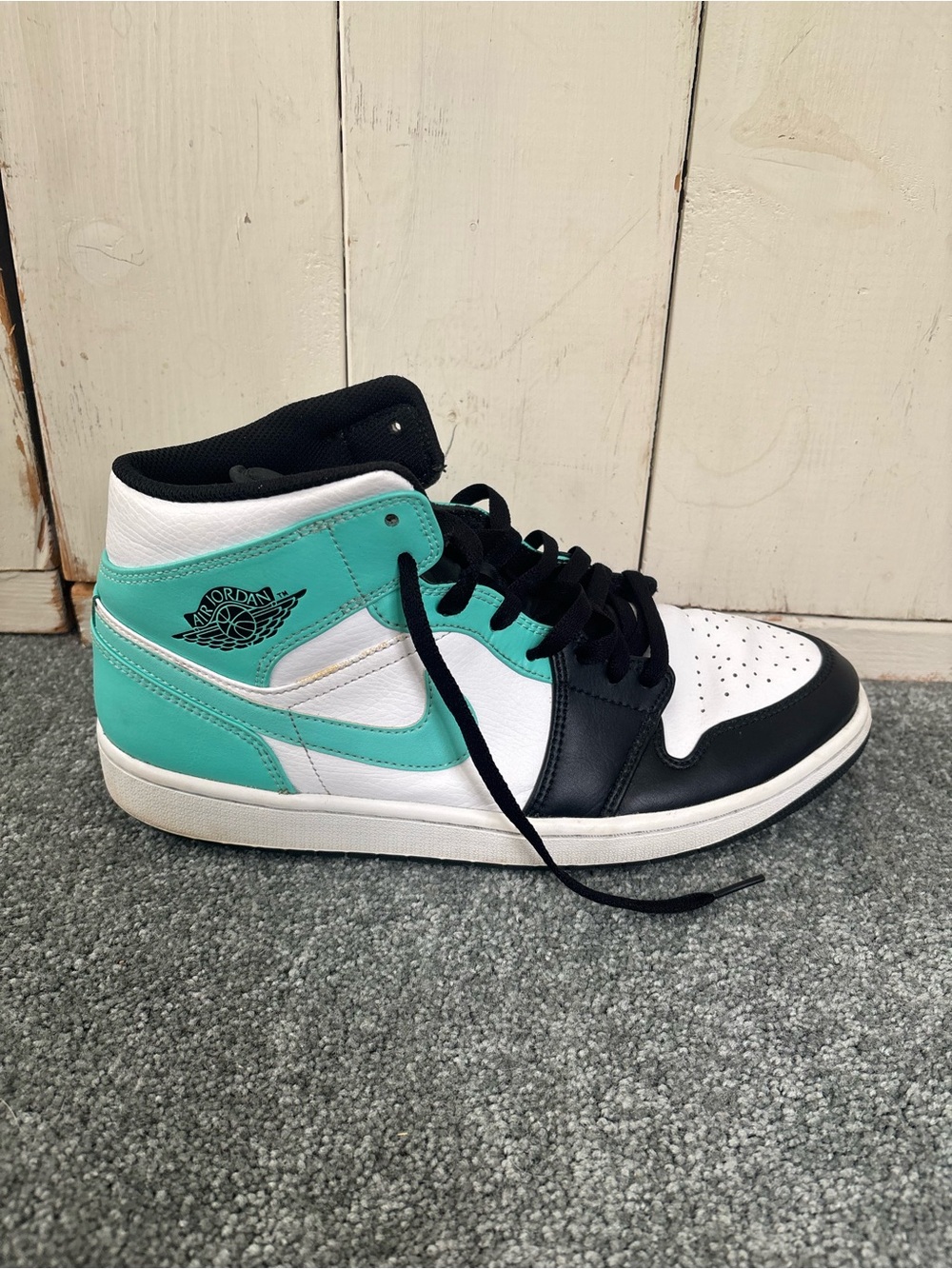 Jordan Air Jordan 1 Mid Tropical Twist Men's 554724-132 Right Shoe Only